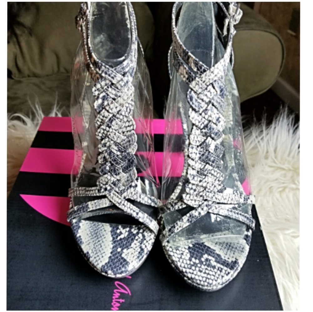 Snake skin heels - Picture 6 of 7
